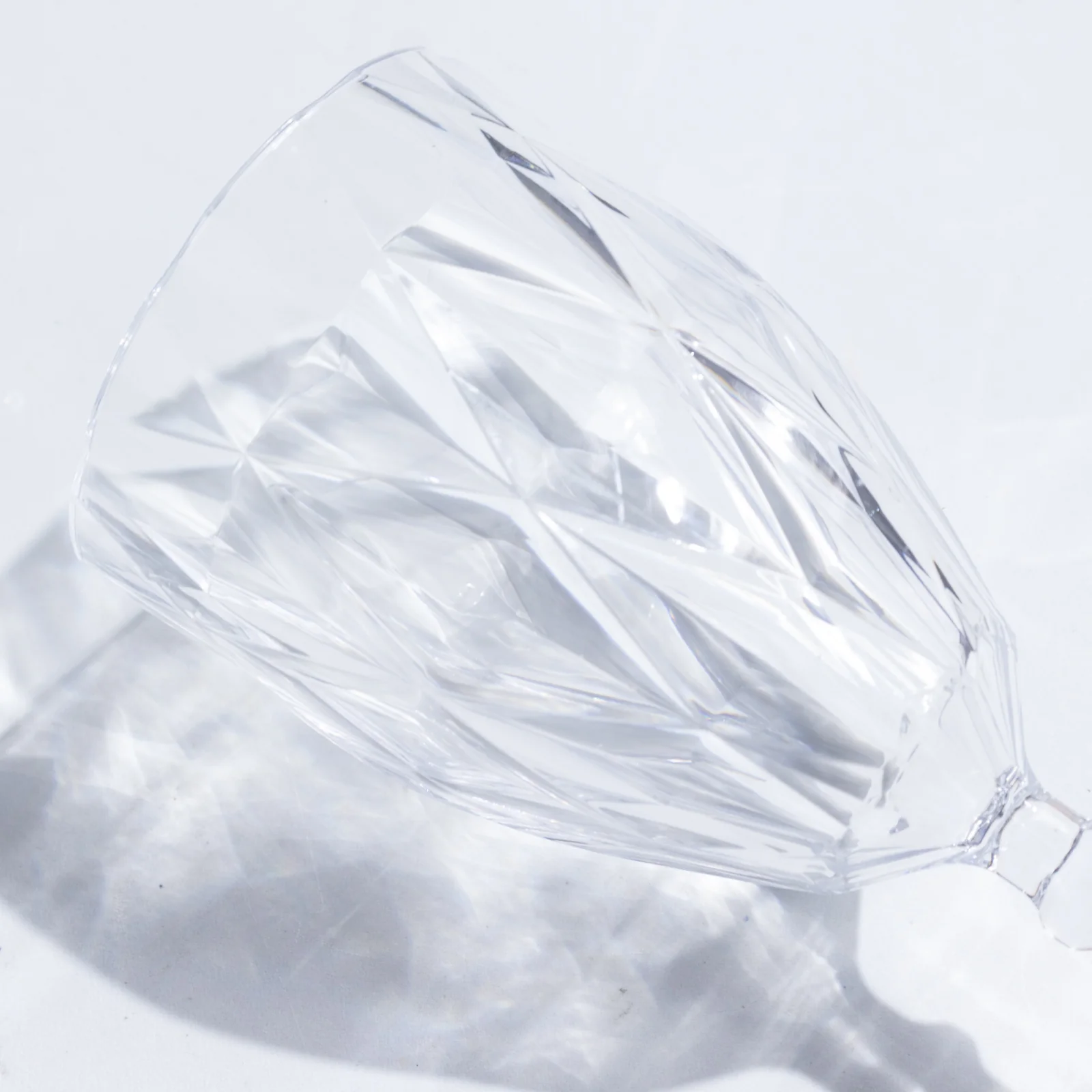 12 Pack Vintage Diamond Cut Plastic Goblets – Clear 11oz Reusable Wine & Beverage Glasses - Image 7