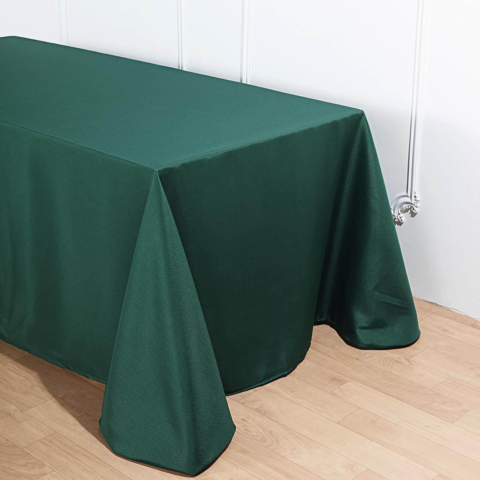 Polyester 90"x156" Rectangle Tablecloth Hunter Emerald Green - Seamless Wrinkle-Resistant Table Cover - Image 5
