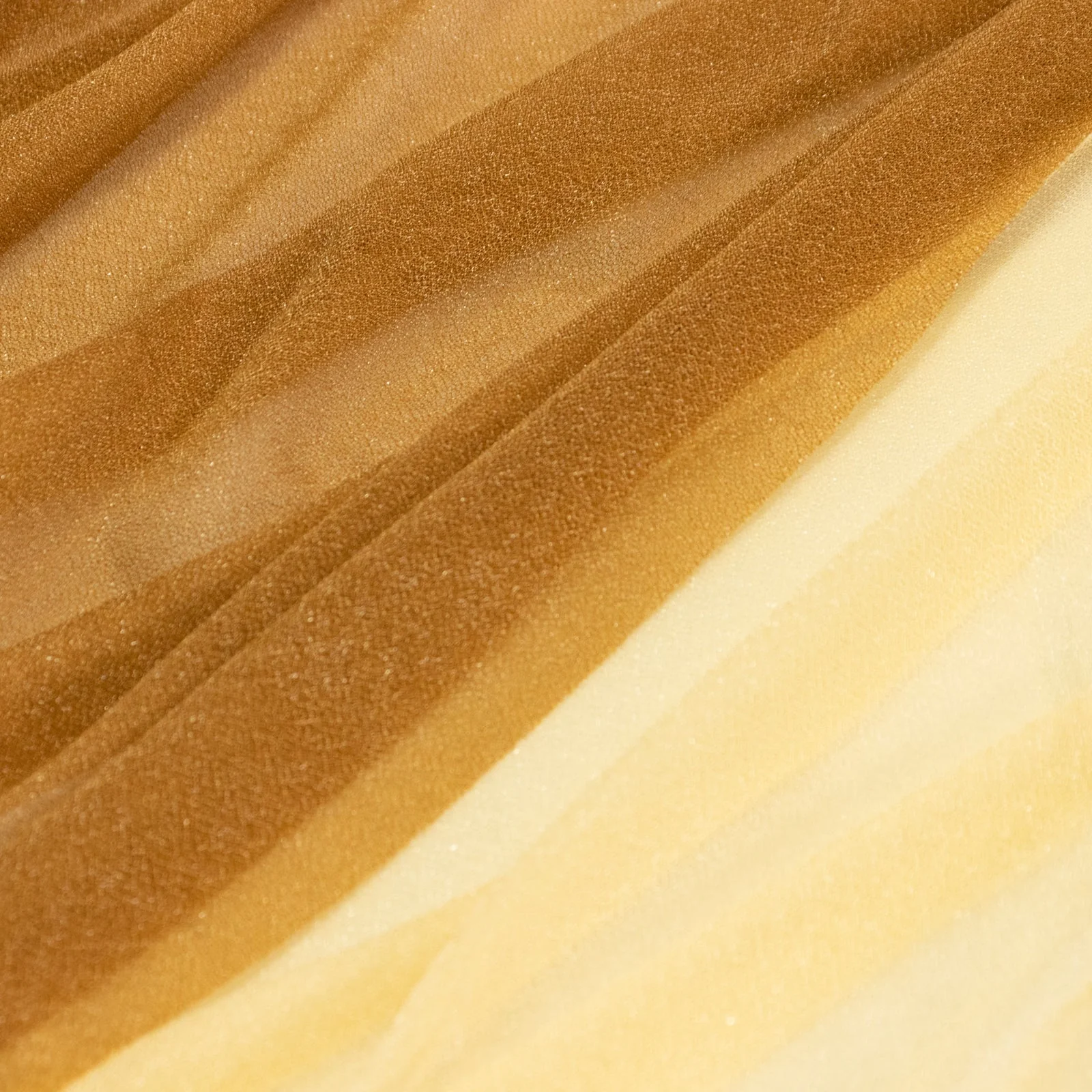 14ft Sheer Pleated Ruffle Skirting Chiffon Table Skirt - Champagne and Gold, Shimmer Sheer, Wrinkle-Free Fabric - Image 7